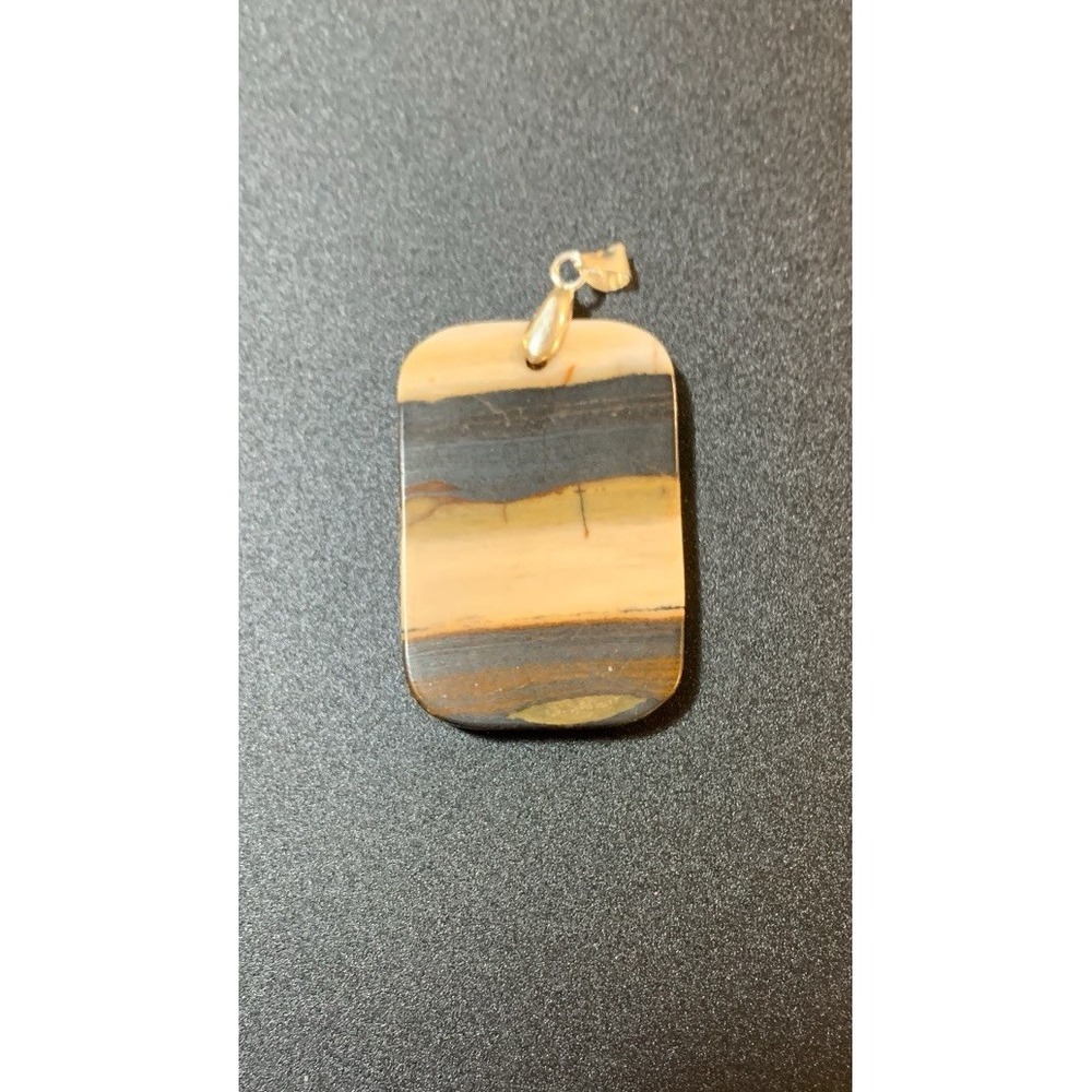 Beautiful Banded Agate Stone Pendant - Picture 3 of 3